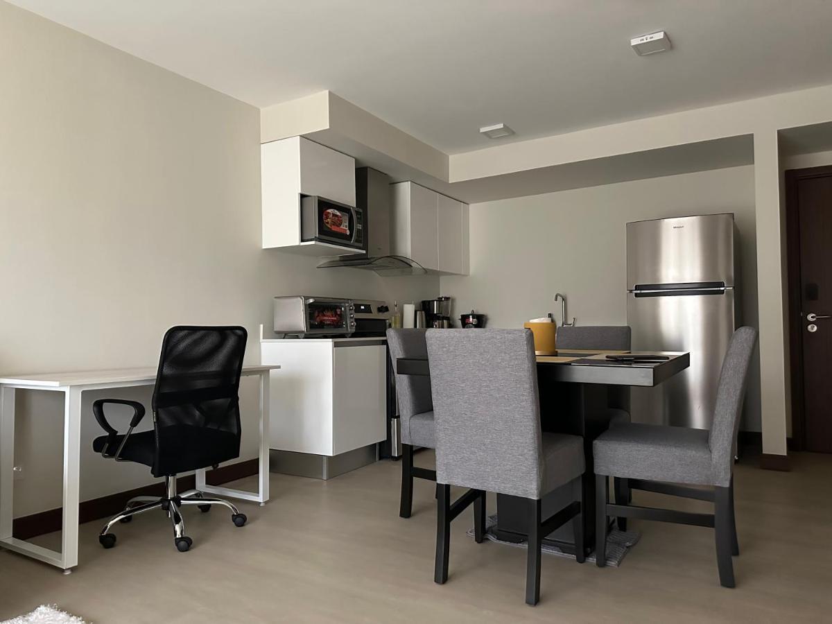 Apartment Nuevo Y Espectacular - 100 Mbps 15 Min Del Aeropuerto *